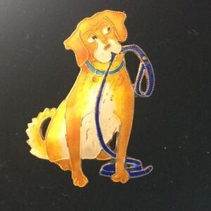 Enameled Golden Retriever Pin